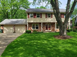 357 Beverly Rd, Barrington, IL 60010