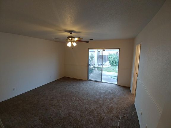 3rd image of 2416 W Home Ave
