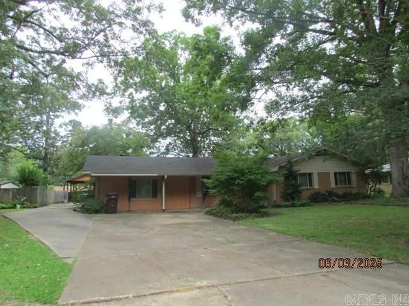1600 Parkway Dr, Crossett, AR 71635