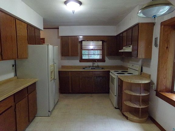 2nd image of 9292 E Evergreen Ave