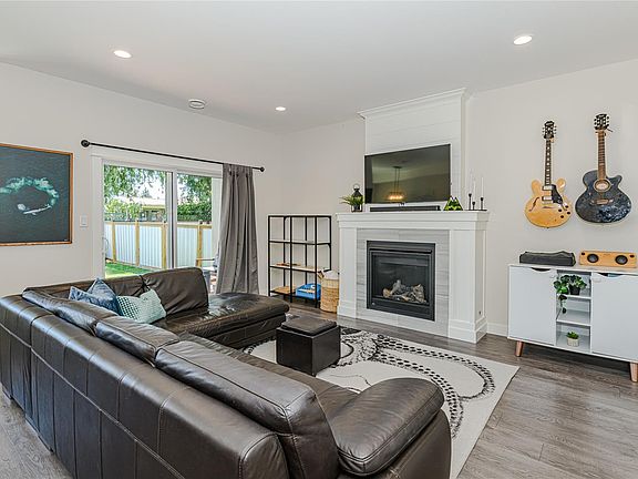 5th image of 6899 Beaton Rd