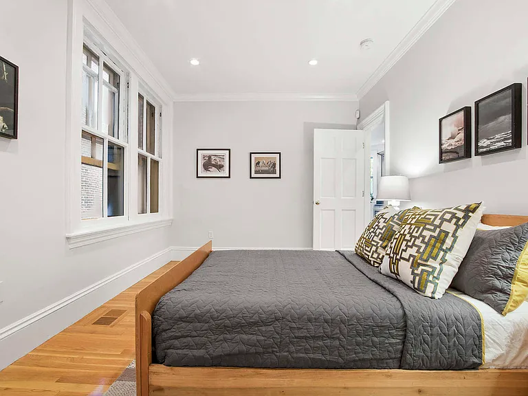 244 Beacon St #1B1 — Photo 3