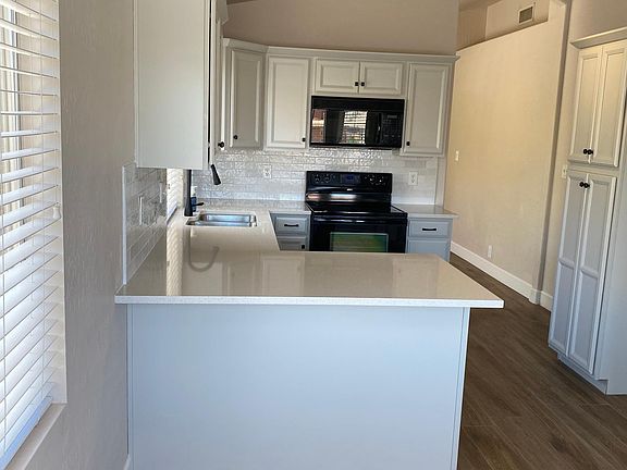 2nd image of 733 E Windsong Dr