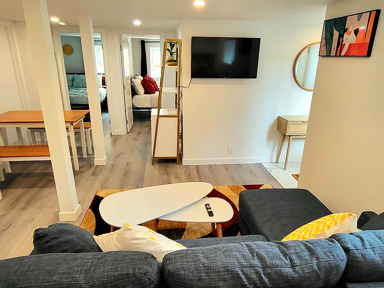 303 NE 115th St #BASEMENT — Photo 4