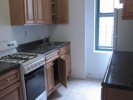 Rented by City & Suburban | media 24