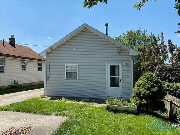 4th image of 1919 Sheffield Pl