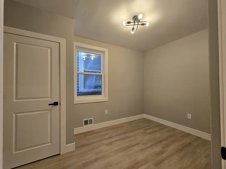 207 Virginia Ave #1 — Photo 4