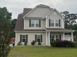 111 Lewis Humphrey Ln, Hubert, NC 28539