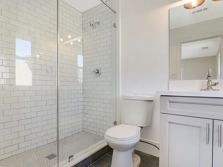 2821 Griffin Ave #2817 — Photo 11