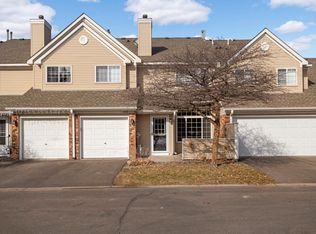 1900 Sapphire Poin #111, Saint Paul, MN 55122