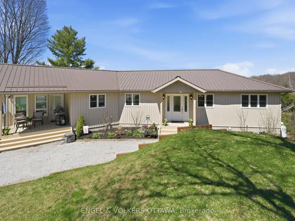 11805B Highway 38, Kingston, ON K0H 1M0
