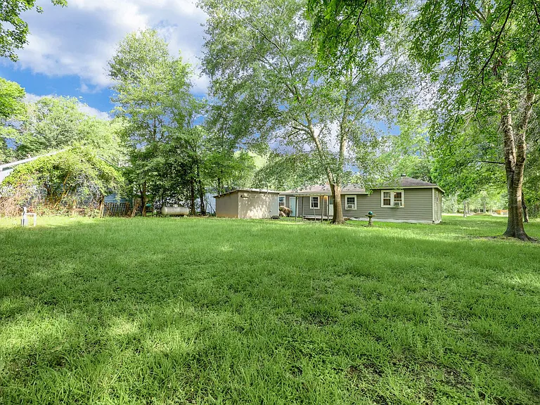 9193 Lucille Ln — Photo 32