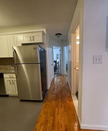 3rd image of 9017 Holland Ave Floor 2