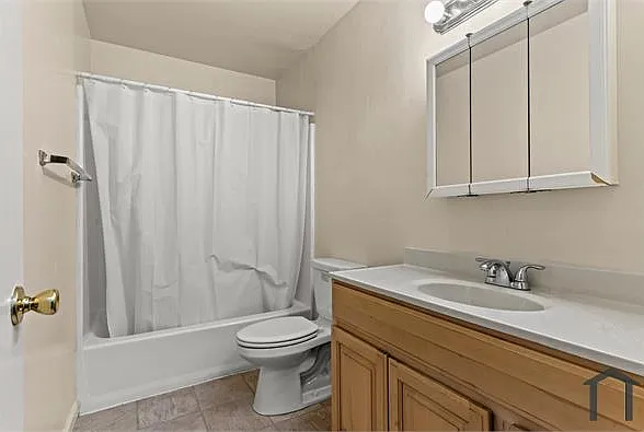 1185 Meadow Ln — Photo 12