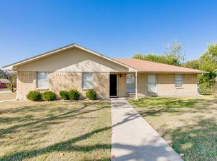 4101 Skyline Dr, Rowlett, TX 75088
