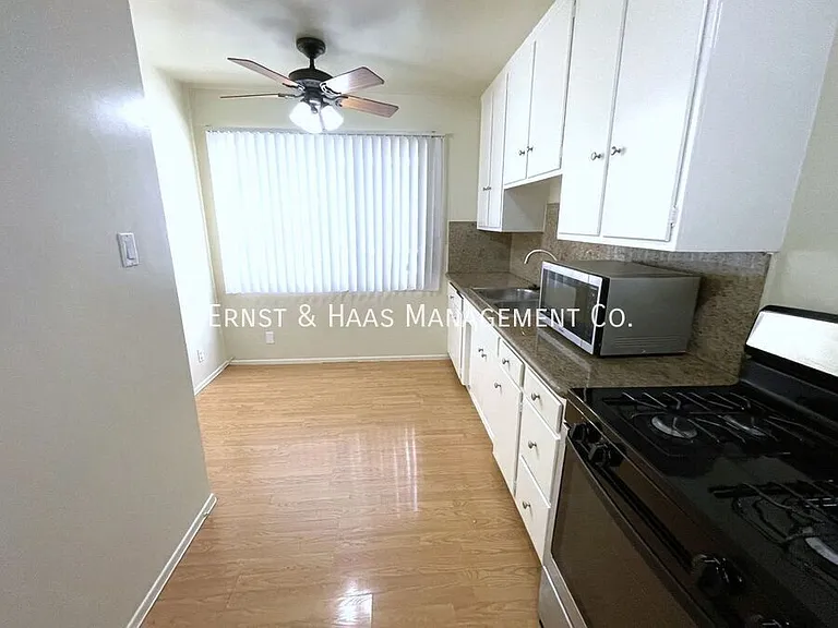 626 Chestnut Ave #6 — Photo 2