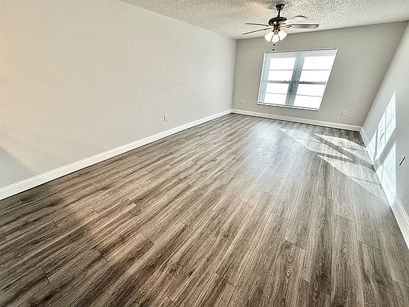 5th image of 4400 1st St N #5833dd1a5