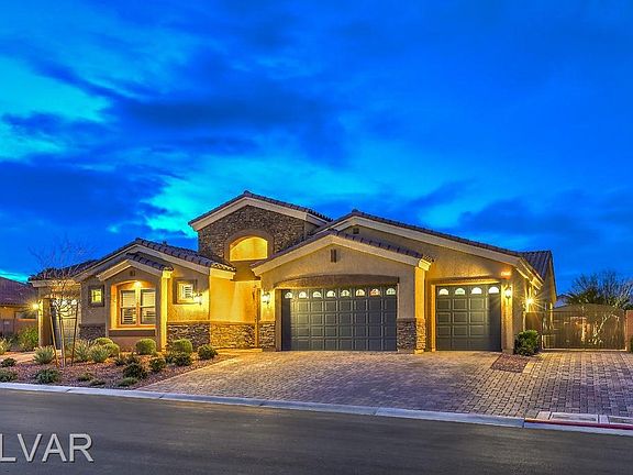 3rd image of 8770 Desert Brook Cir