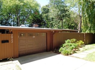 2922 Pine Spring Rd, Falls Church, VA 22042