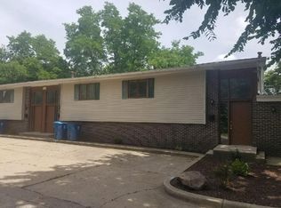 2208 State St #3, Peru, IL 61354