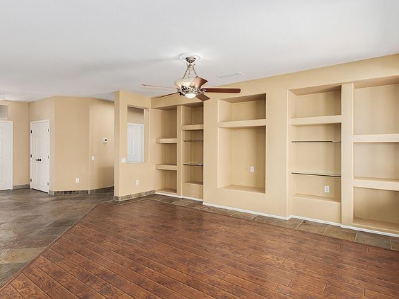 4th image of 15637 W Desert Spoon Way