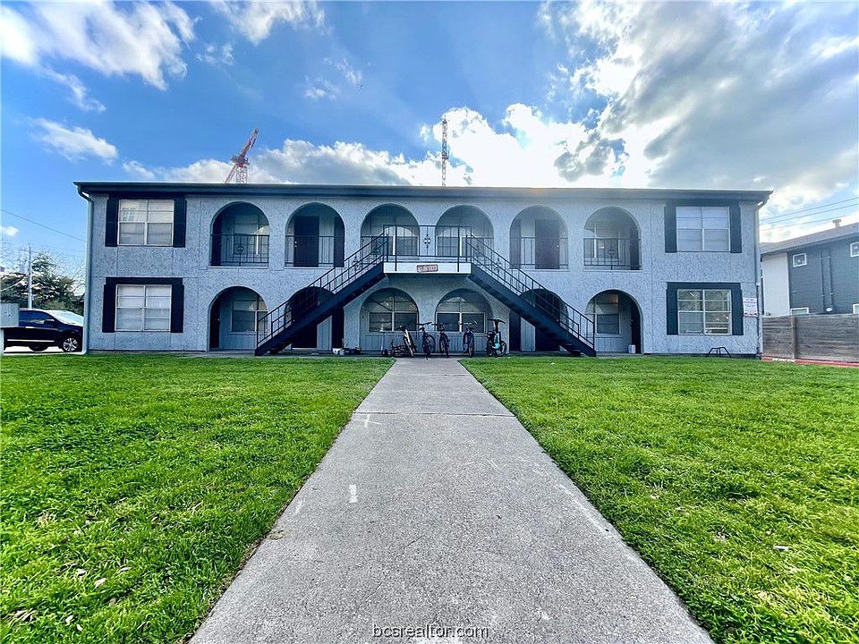 1st image of 501 Boyett St APT I