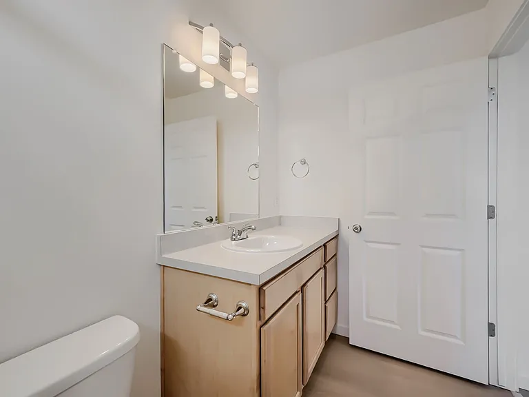 6463 Crossdrum Point — Photo 11