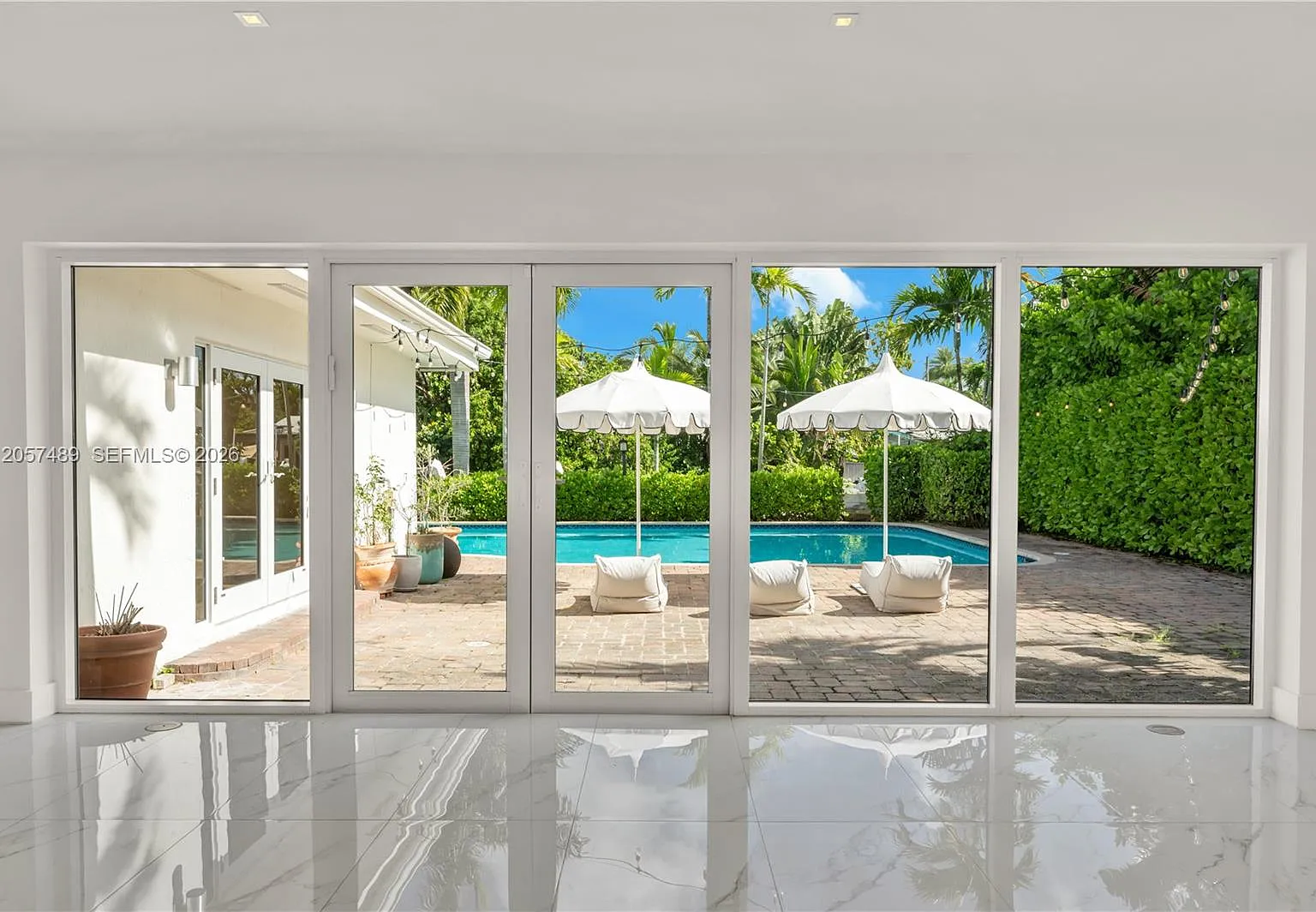 Daytonia Rd, Miami Beach — Photo 4