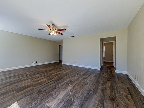 3-web-or-mls-SQFT-0036_02142023