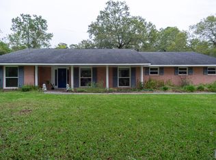 3527 Yupon St, Dickinson, TX 77539