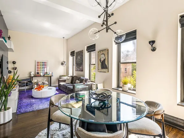 422 W 20th St APT 5G, New York, NY 10011