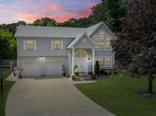 2 Bonnie Ct, Brick, NJ 08724