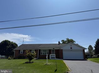 112 E Clearview Dr, Shrewsbury, PA 17361