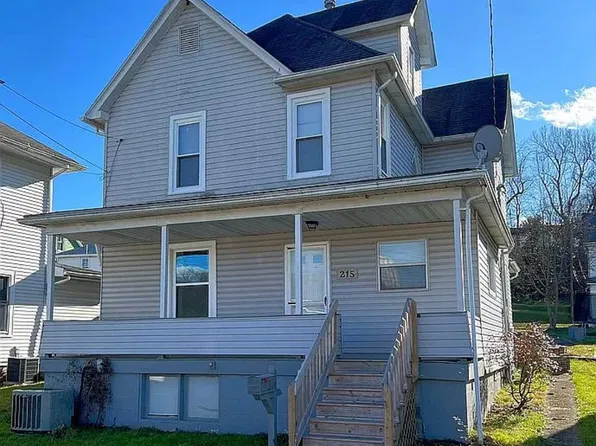 215 Western Ave, Westover, WV 26501