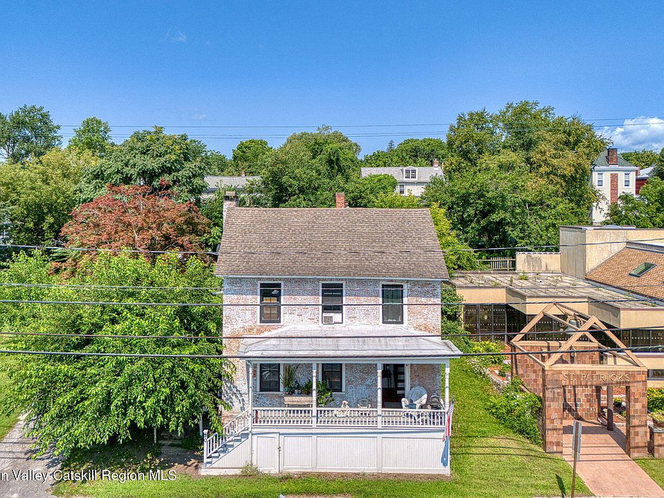 1st image of 20 N Washington Street