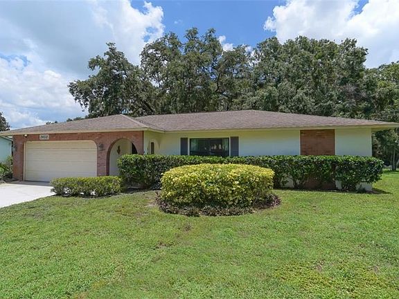 3rd image of 2452 McGuffy Cir
