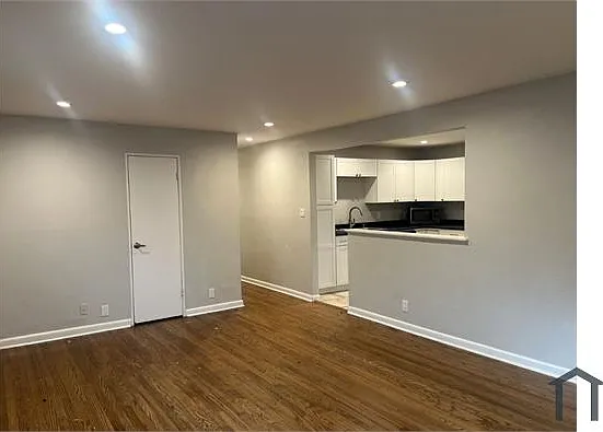 3 bed, 1300 sqft, $1,799 — Photo 4