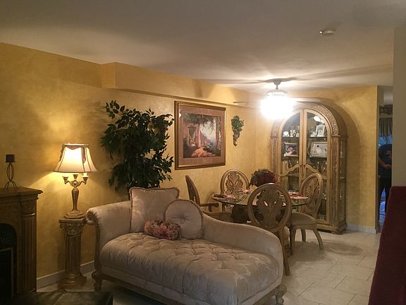 2nd image of 37 Lillie Ln
