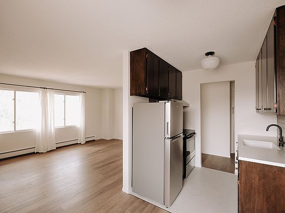 3rd image of 5343 Penn Ave S #4