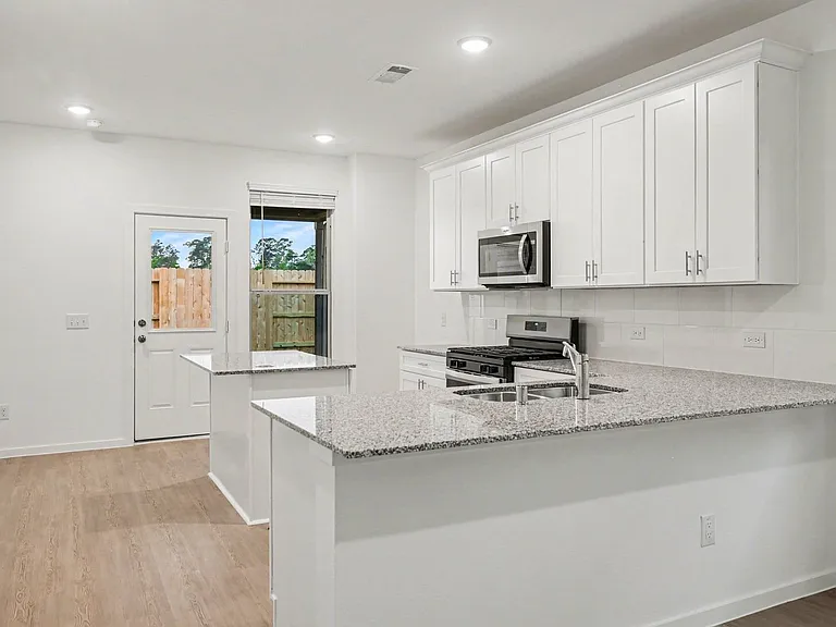 10723 Sora Dr — Photo 8