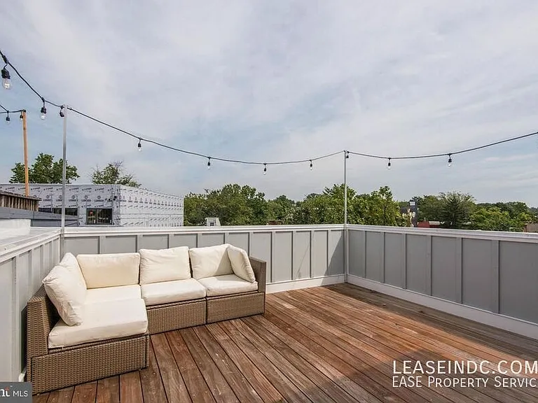 1232 I St NE #2 — Photo 24