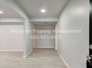 1309 Crown Point Ave APT 4, Norman, OK 73072