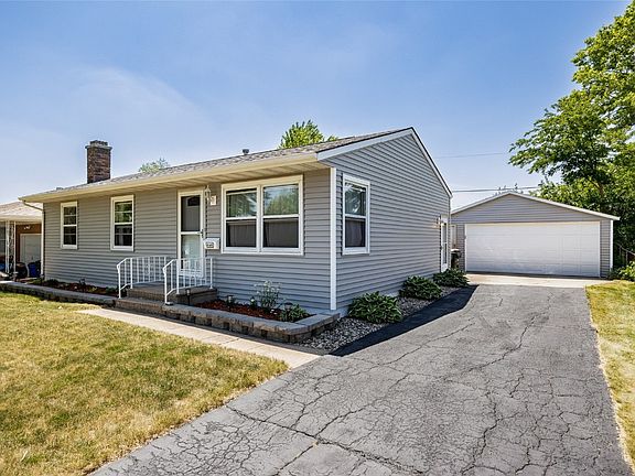 2nd image of 468 Jacolyn Dr NW