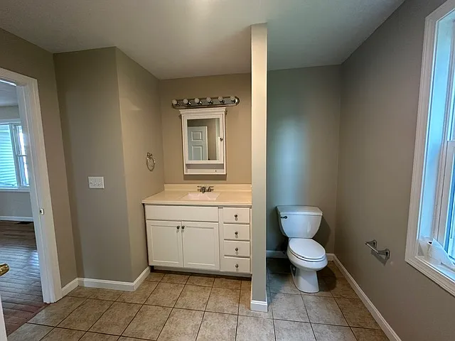 Full bathroom