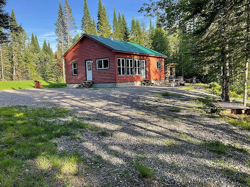 1st image of 536 Mattakeunk Rd