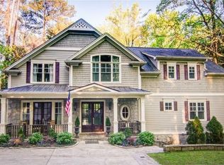 1901 Walthall Dr NW, Atlanta, GA 30318