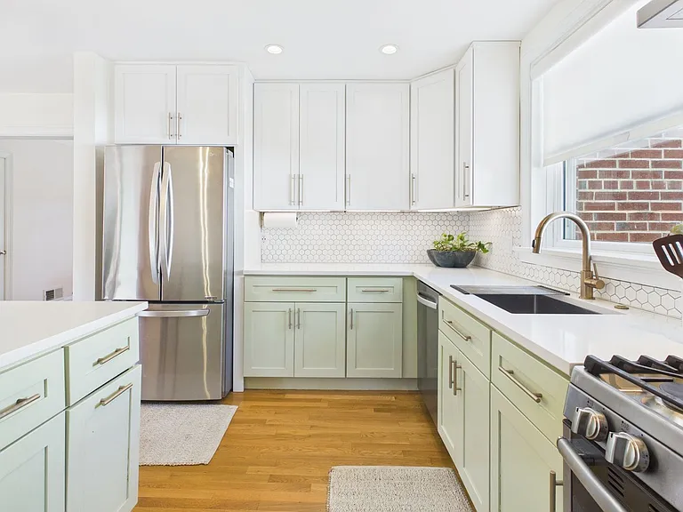 8808 Michaux Ln — Photo 21