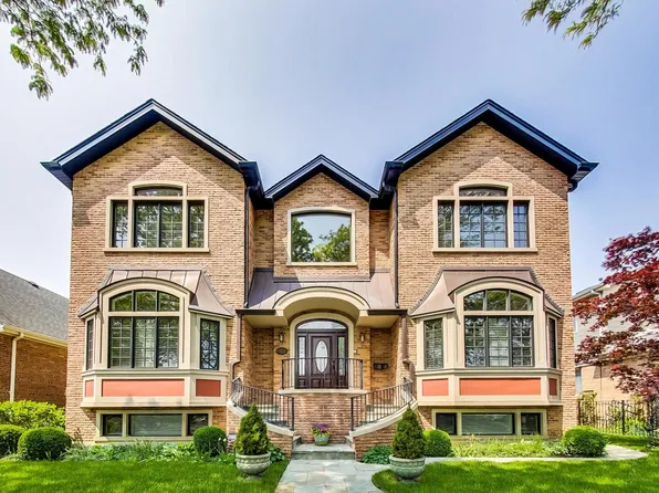 6218 N Karlov Ave, Chicago, IL 60646