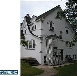 2nd image of 38 W Linden Ave
