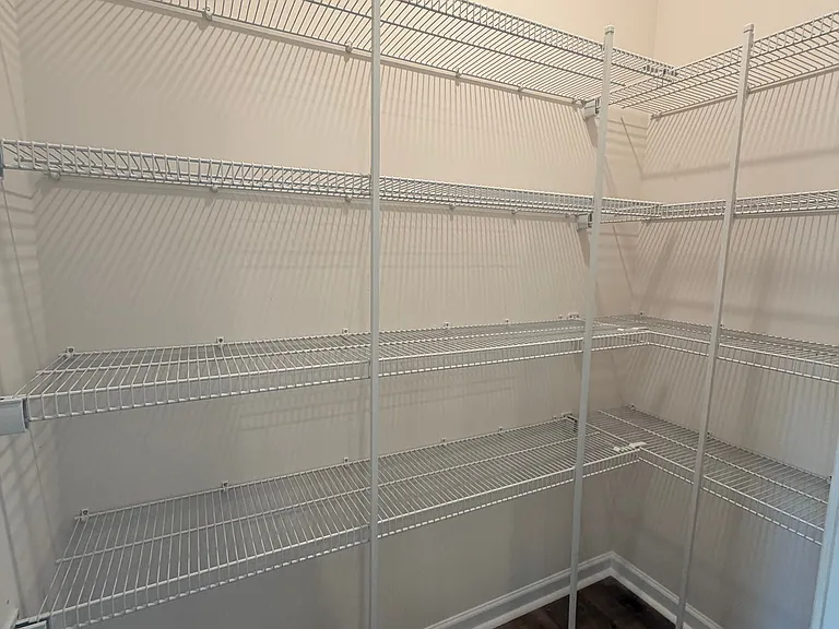 1121 Tilburn Ter — Photo 12